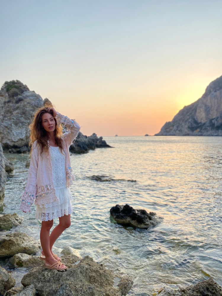 Paleokastritsa plaża, Korfu, Corfu, Grecja, grecka wyspa, blog podróże, Malvina Dunder