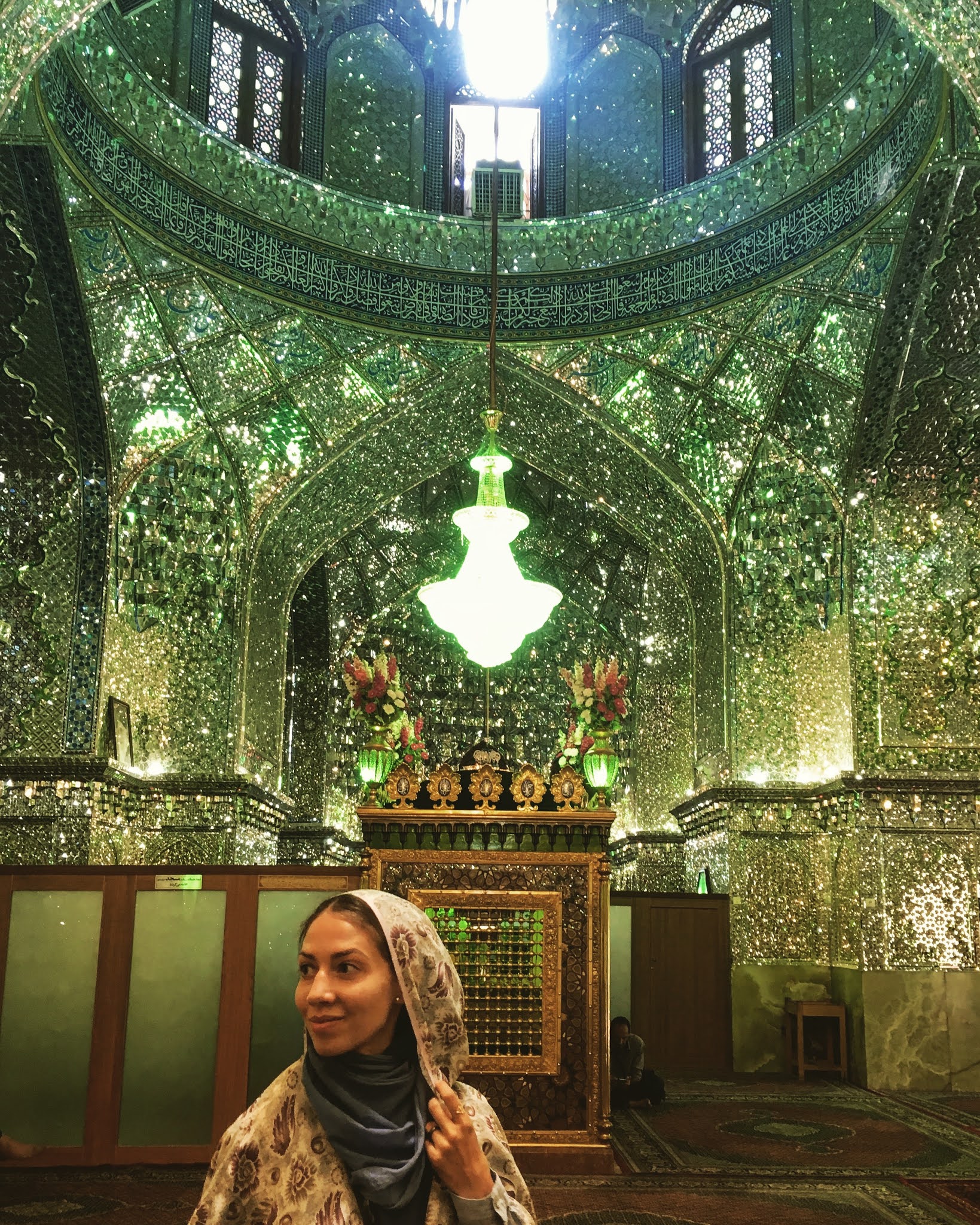 Malvina Dunder blog podróże, rozwój osobisty, relacje, Iran meczet Shiraz