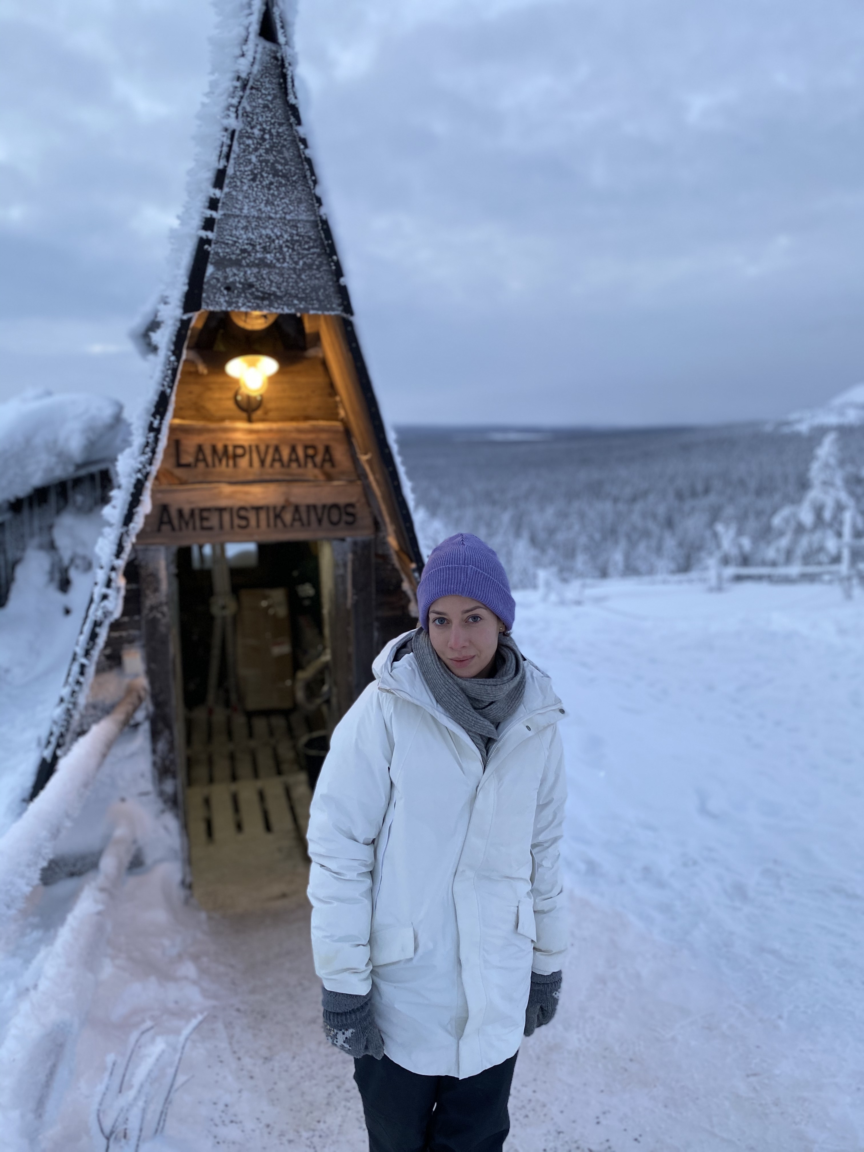 Kopalnia amtetystu Laponia, Finlandia, Arktyczny ametyst, kryształy, Kolorowe Bogate Soczyste, podróże,kobieca energia, relacje, rozwój osobisty, Malvina Dunder