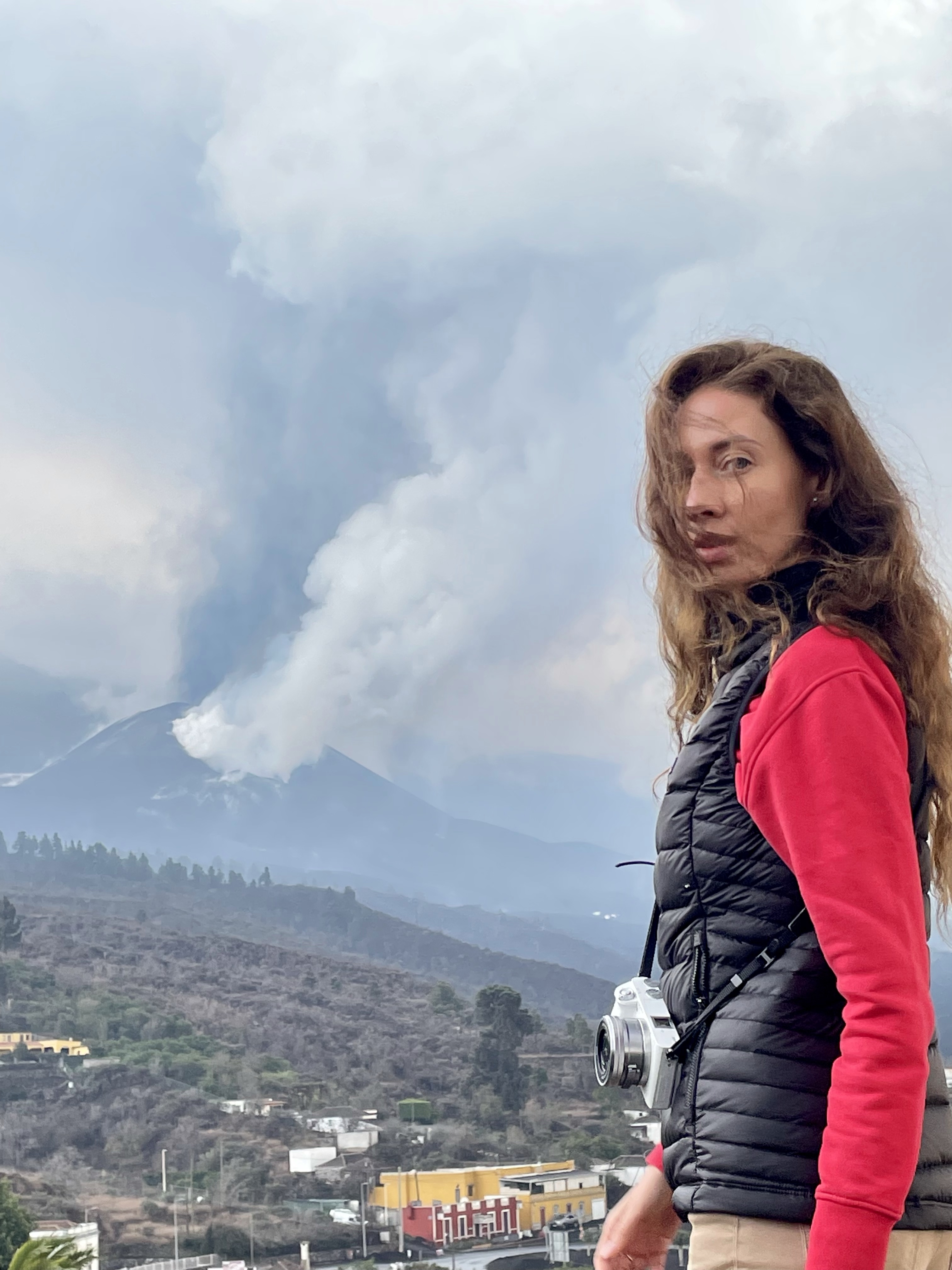 La Palma erupcja wulkanu, wulkan Cumbre Vieja 2021, Wyspy Kanaryjskie, kobieca energia, relacje, rozwój osobisty, Malvina Dunder