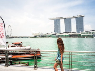 Singapur – praktyczny przewodnik po futurystycznym mieście-państwie