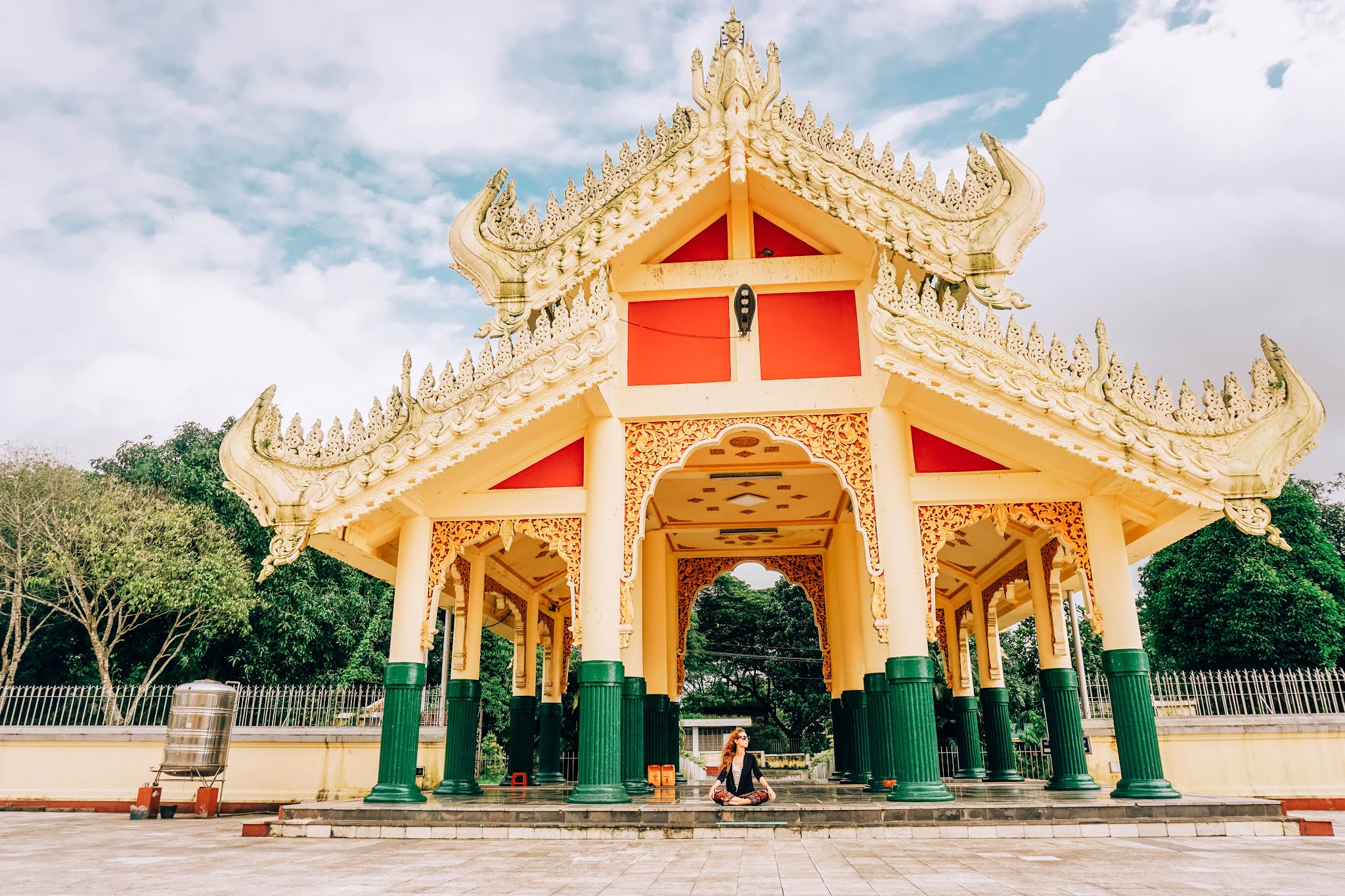 Malvina Dunder blog rozwój osobisty, relacje, podróże Birma Mjanma Yangon złota świątynia Shwedagon Pagoda
