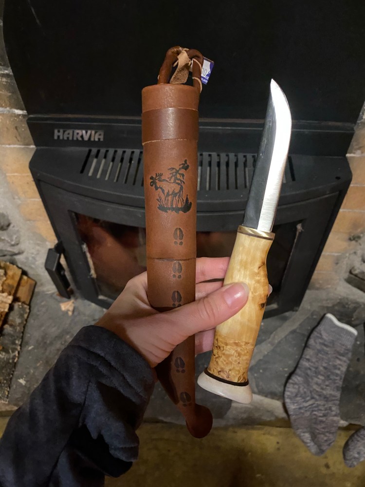 Finlandia, Laponia, podróże, podróż, Kolorowe Bogate Soczyste, podróże,kobieca energia, relacje, rozwój osobisty, Malvina Dunder, apukko finka nóż