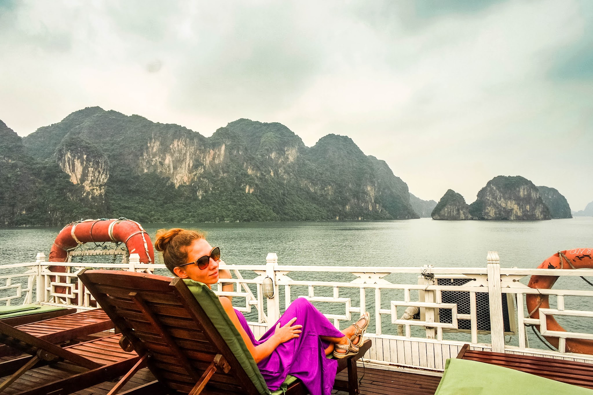 Malvina Dunder blog rozwój osobisty, relacje, podróże Wietnam zatoka Ha long łódź wycieczka