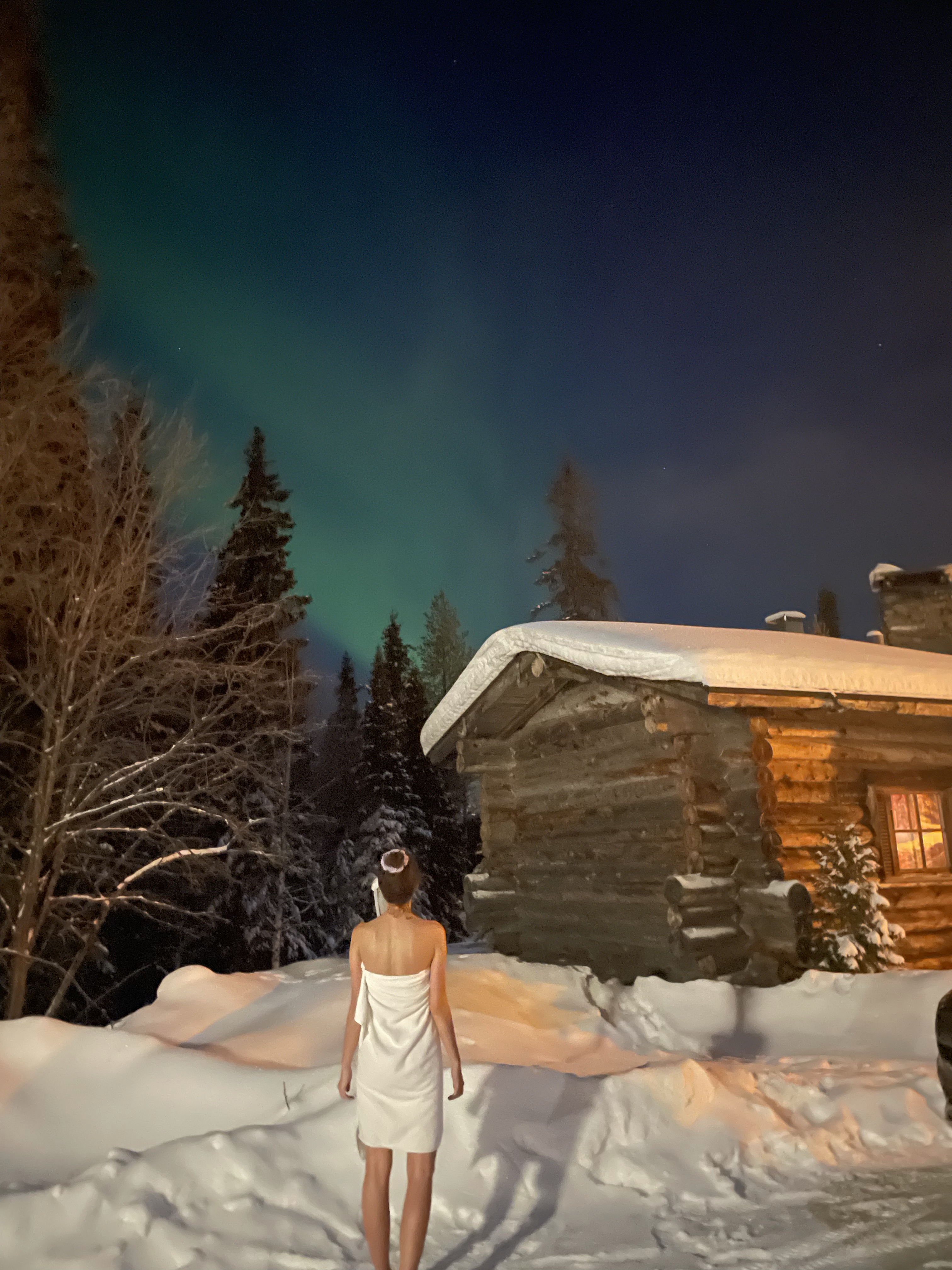 Zorza polarana, aurora borealis, co znaczy, znaczenie, co to jest, zjawisko, znaczenie, przesłanie, mity, legendy, Kolorowe Bogate Soczyste, podróże,kobieca energia, relacje, rozwój osobisty, Malvina Dunder