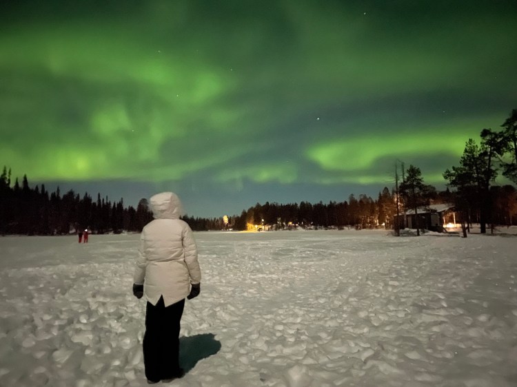 Zorza polarana, aurora borealis, co znaczy, znaczenie, co to jest, zjawisko, znaczenie, przesłanie, mity, legendy, Kolorowe Bogate Soczyste, podróże,kobieca energia, relacje, rozwój osobisty, Malvina Dunder