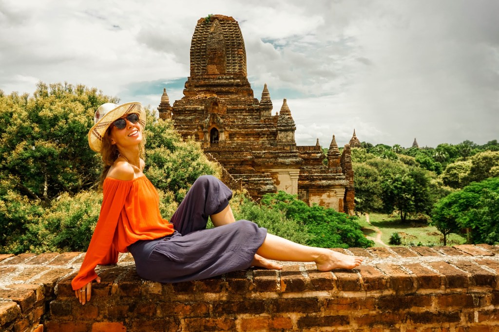 Mjanma, Birma📍 Myanmar – kraj tysięcy świątyń. Zobacz niesamowite Bagan i dowiedz się ciekawostek na temat tego mało znanego, zapomnianego kraju z trudną&nbsp;historią.