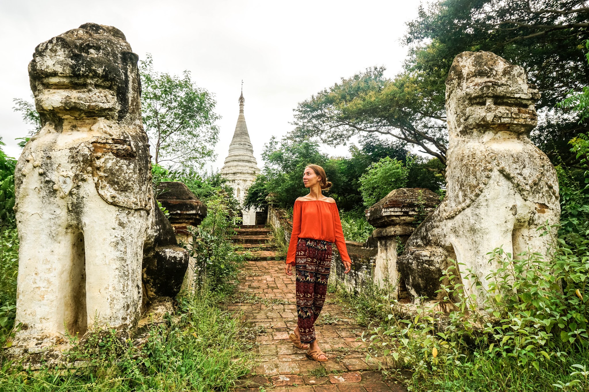 Mjanma Malvina Dunder blog rozwój osobisty, relacje, podróże Birma Bagan świątynie