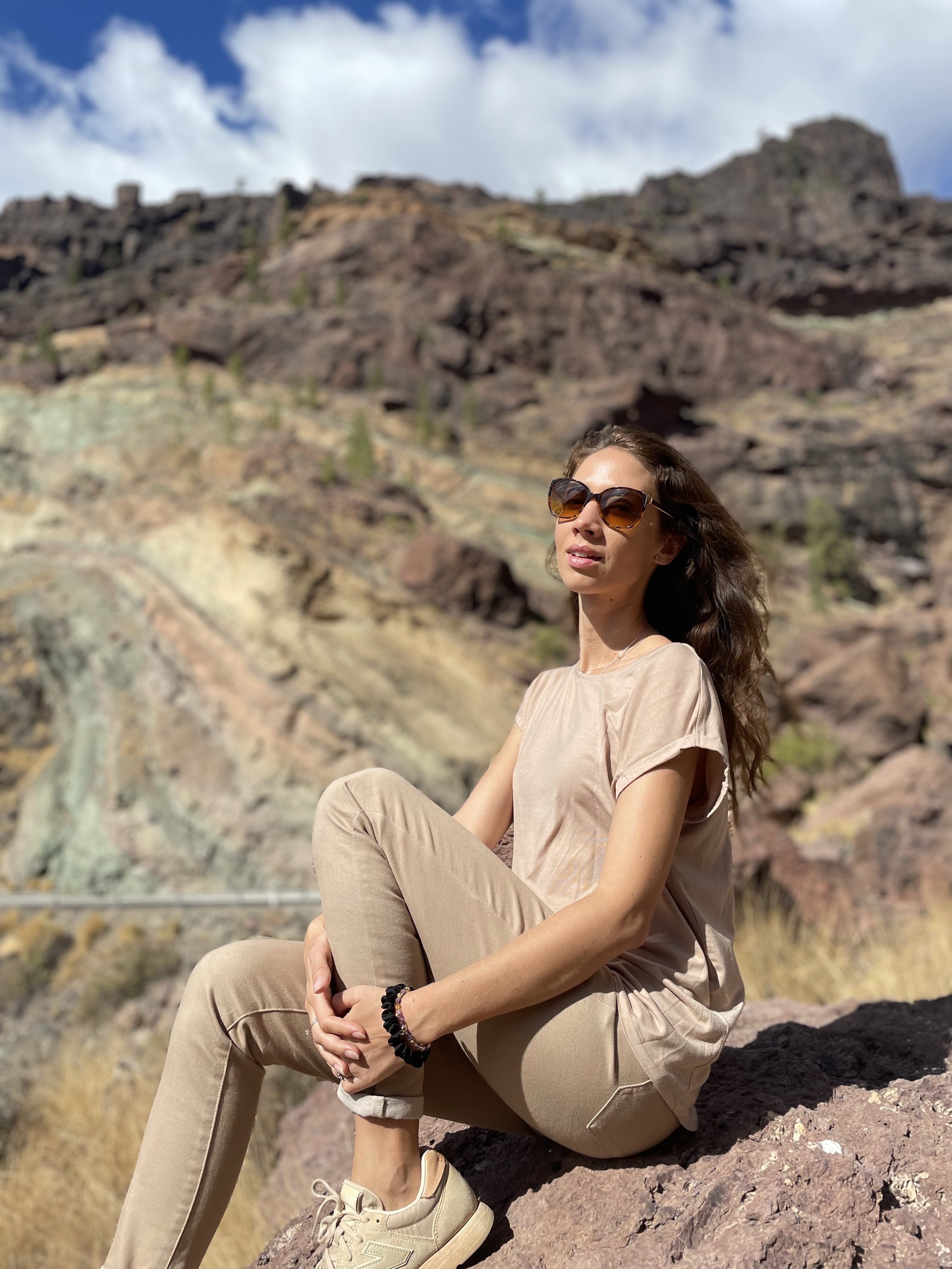 Las Azulejos, kolorowe skały, Gran Canaria - Kanaria, Wyspy Kanaryjskie, kobieca energia, relacje, rozwój osobisty, Malvina Dunder