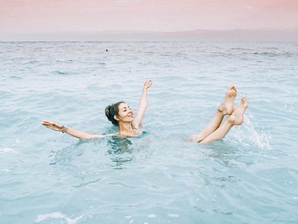 Morze Martwe – niezwykłe jezioro i najniższy punkt na Ziemi. Smakuje okropnie, za to spa dla ciała i duszy jest&nbsp;rewelacyjne