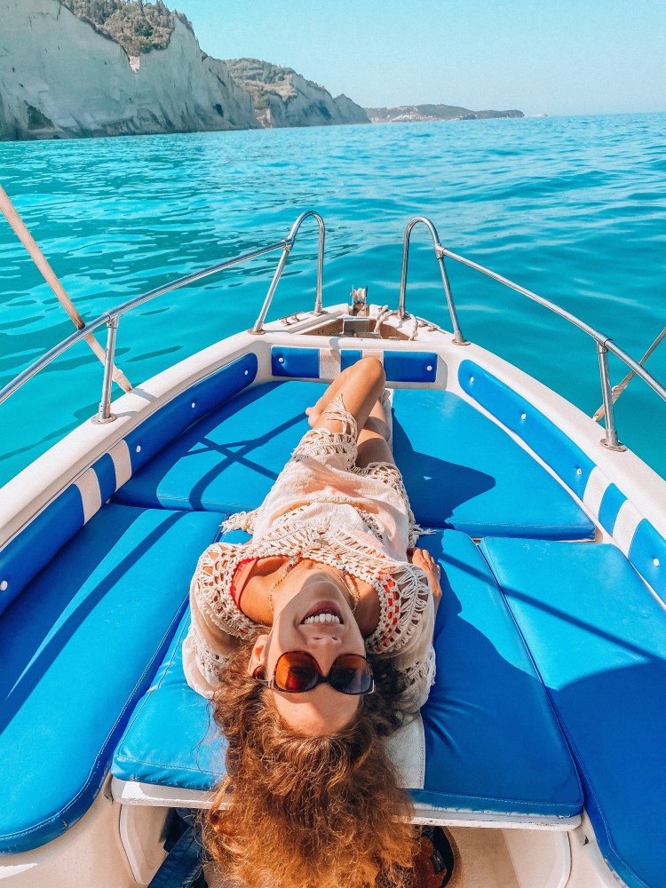 Canal d'amour, łódź, wypożyczenie łodzi, Korfu, Corfu, Grecja, grecka wyspa, blog podróże, Malvina Dunder