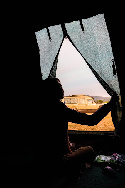 spanie w namiocie Safari Serengeti Tanzania blog Malvina Dunder spanie w namiocie Safari Serengeti Tanzania blog Malvina Dunder