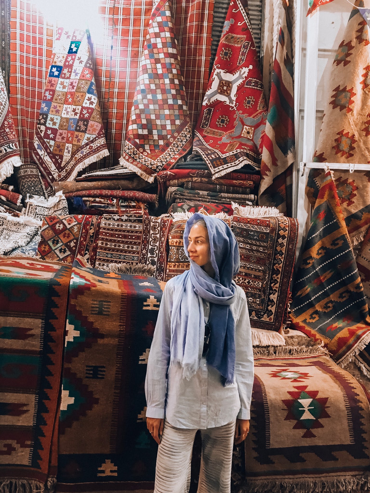 Malvina Dunder blog podróże, rozwój osobisty, relacje, Iran Esfahan miasto targ dywany perskie